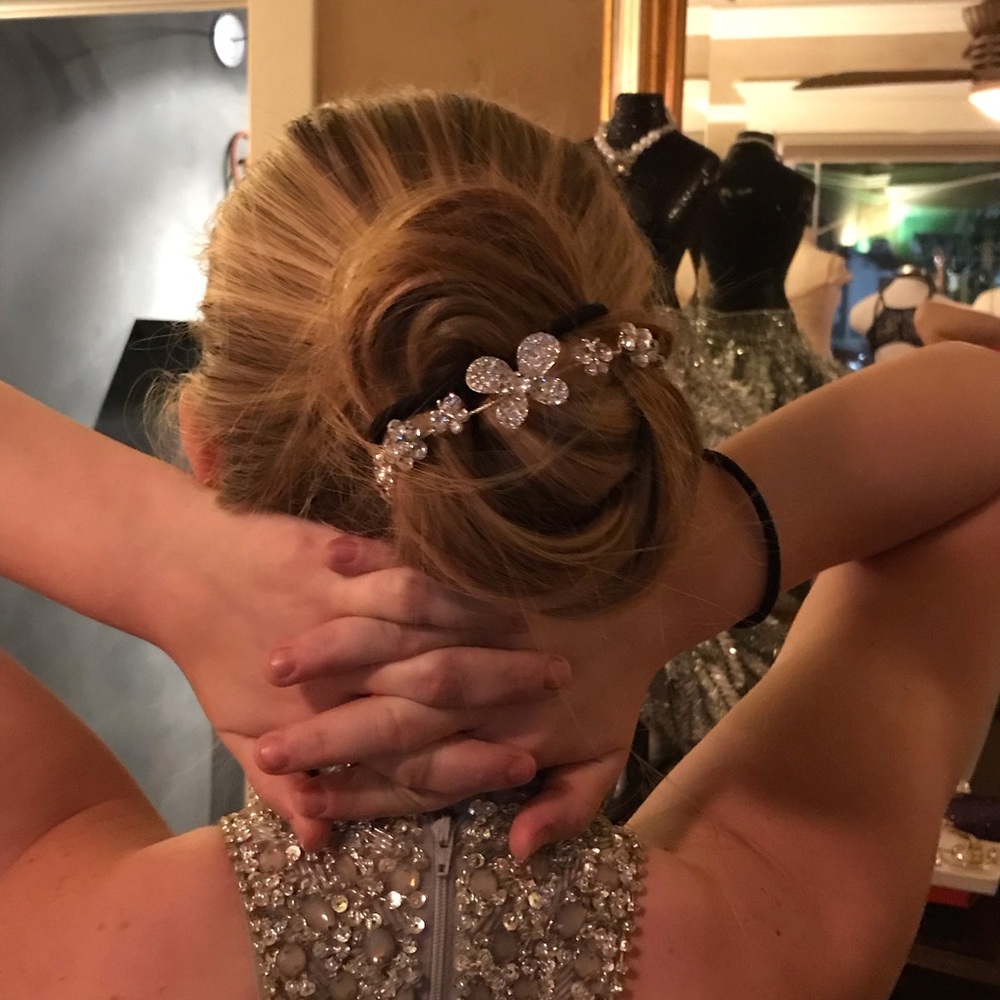 Prom Dresses, Hair Accessories, Shoes, Handbags..